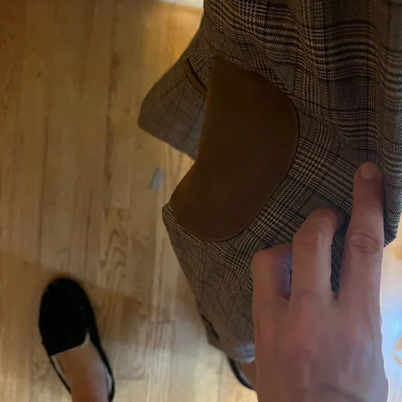 Blazer - Picture 8 of 9